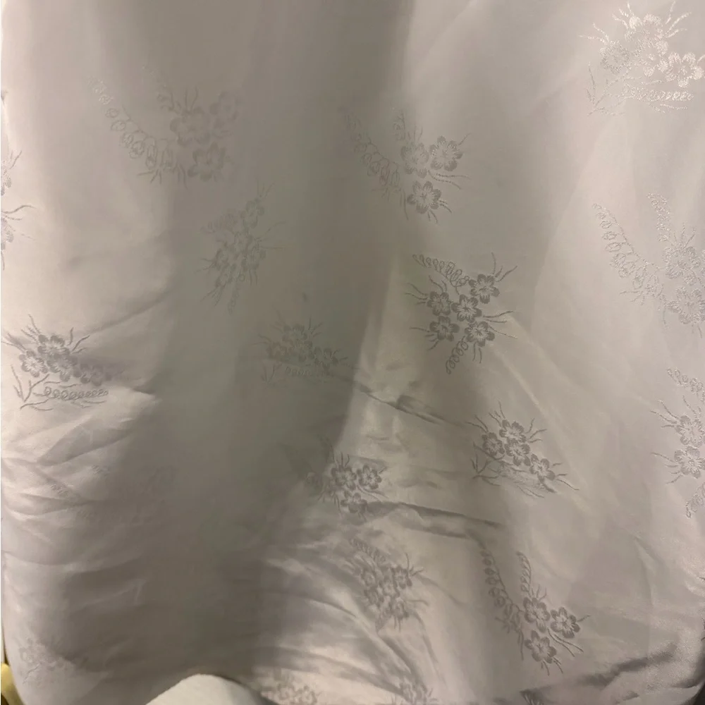 Jayre white embroidered printed cami size medium
